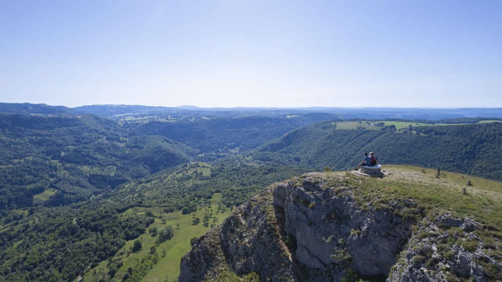Vue sur la Vallée de la Loue depuis la Roche d'Hautepierre