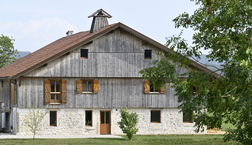 Gîte 5* au Grand Coeur Chaux à Guyans-Vennes