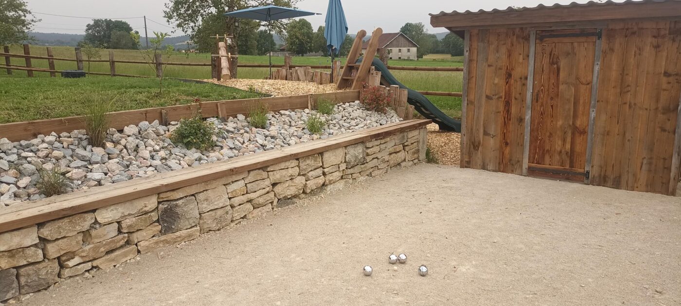 terrain de pétanque